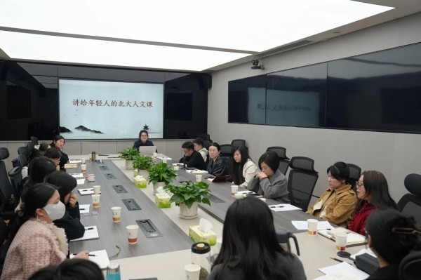 川交公司開展“閱讀活動周”活動